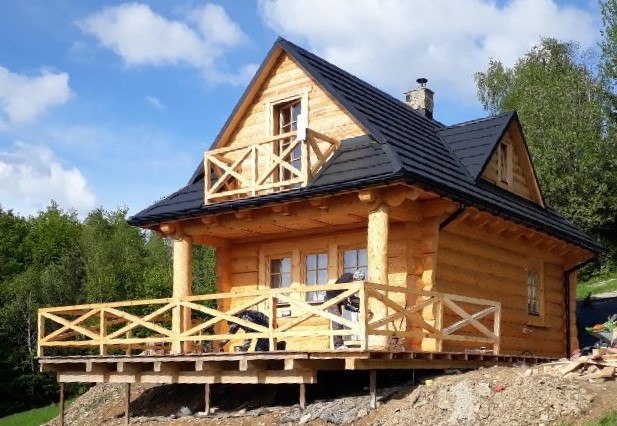 Dom z pół bala, całoroczny - JĘDREK- 7x5-35m2 pow. zabudowy